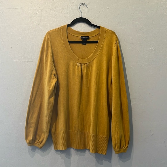 Lane Bryant Sweaters - Plus size Lane Bryant goldenrod sweater with ruched neck detail